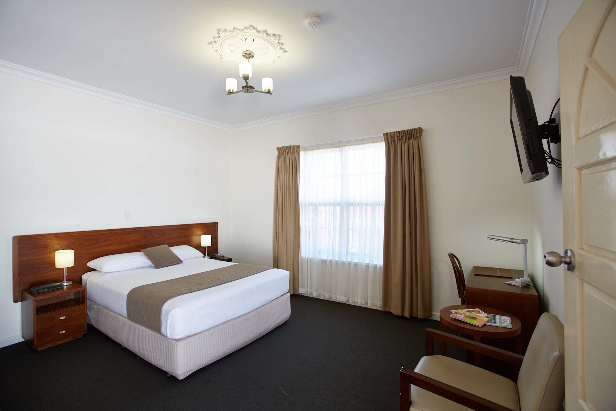 The Rose Hotel & Motel Банбъри Екстериор снимка